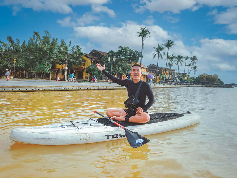 Chèo SUP hoặc kayak trên sông Cổ Cò.