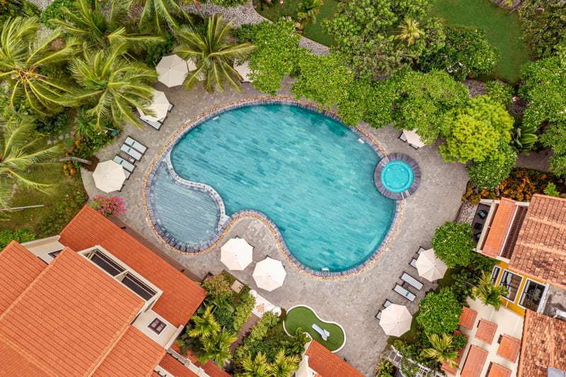 swimming pool hoi an