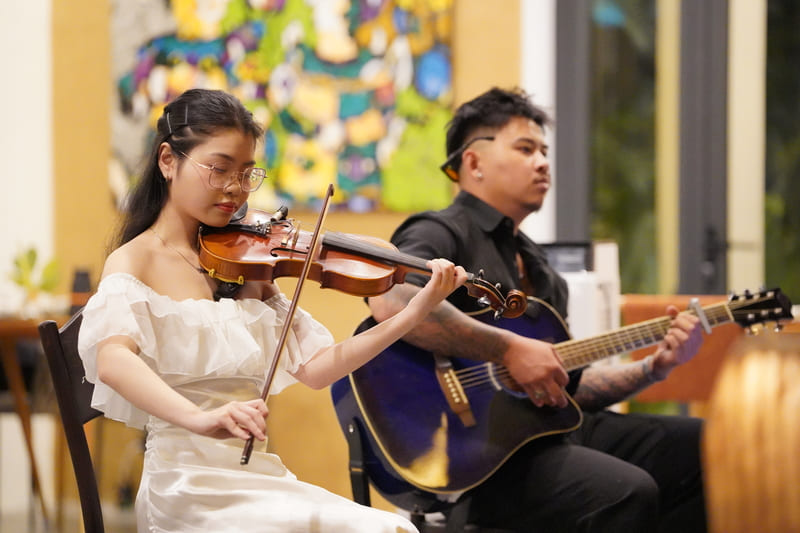 The "Violin & Guitar Duo" acoustic night happens every Saturday evening at LAM Kitchen.